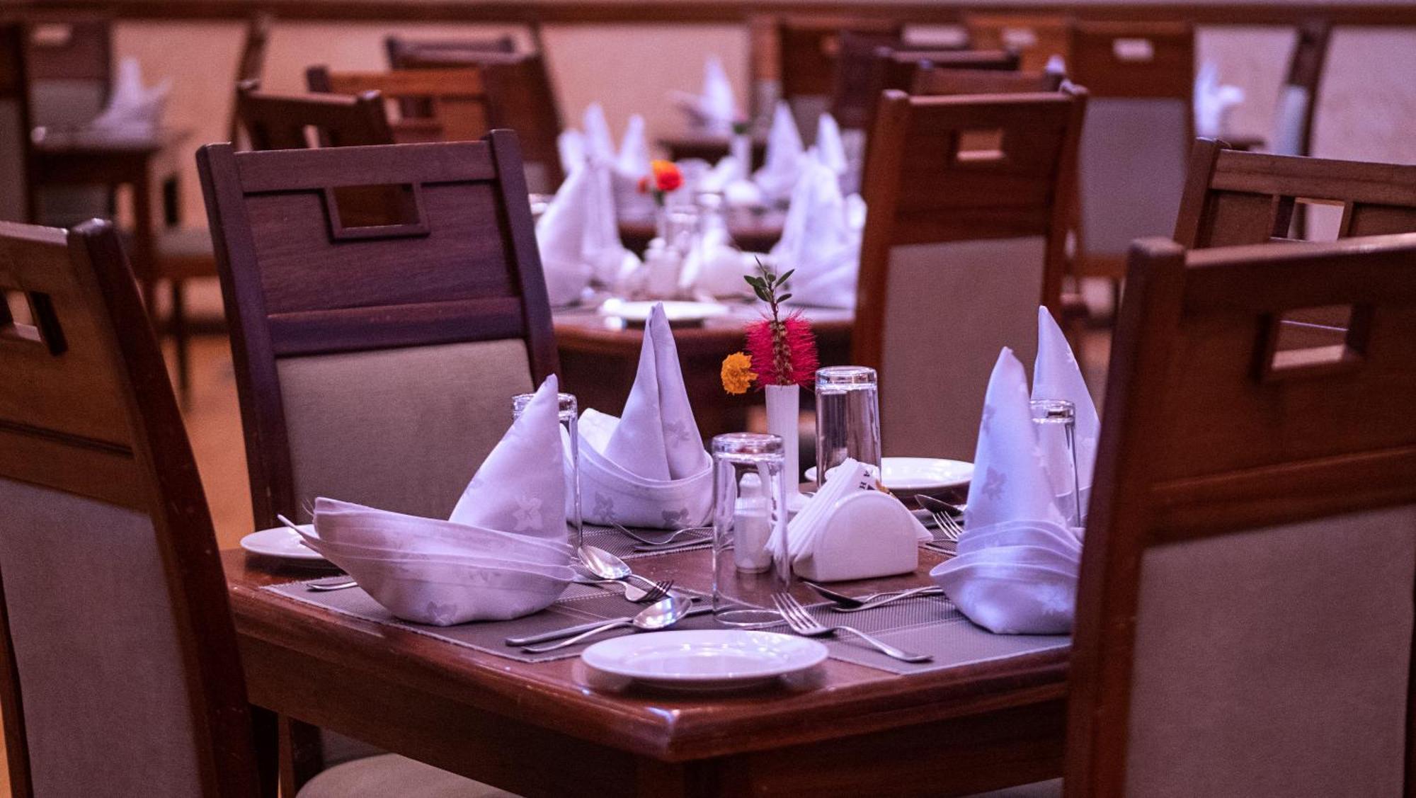 Sirikwa Hotel Eldoret Esterno foto