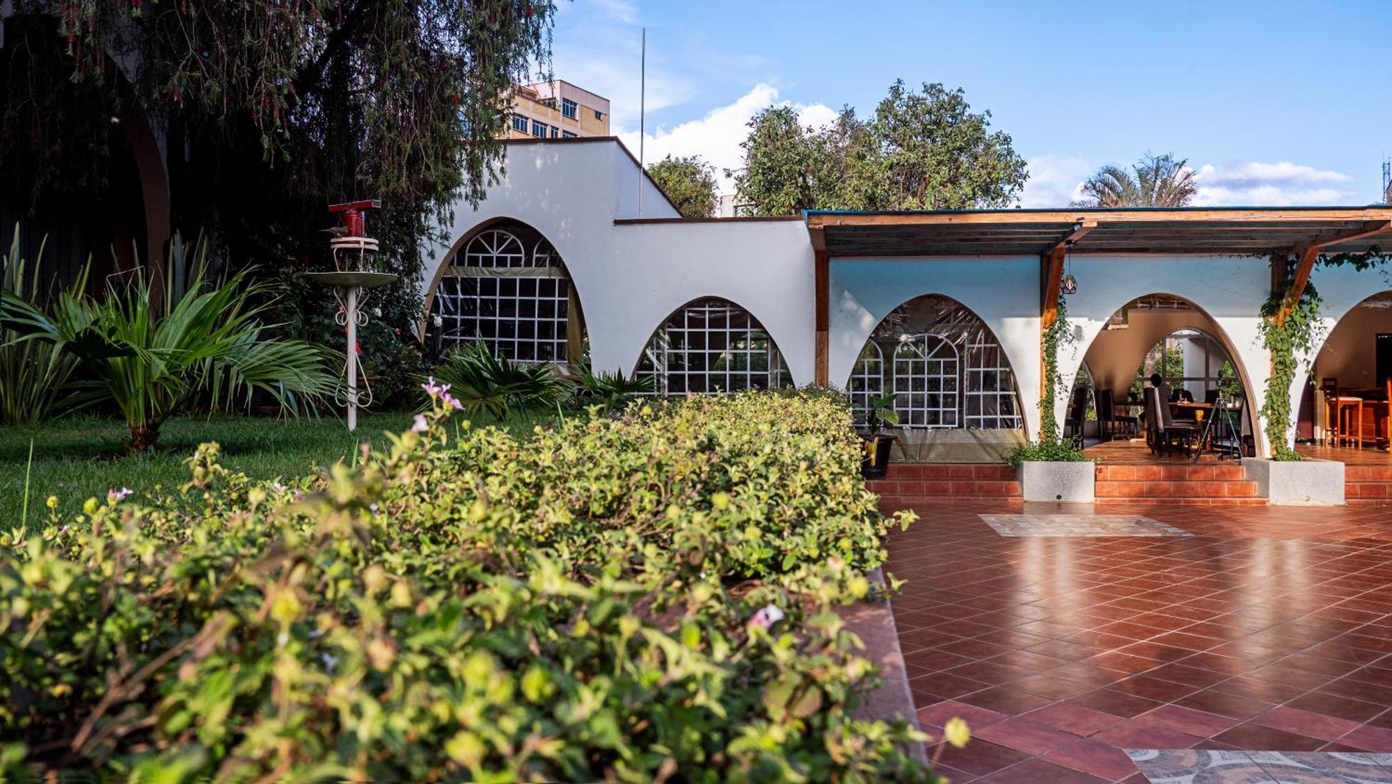 Sirikwa Hotel Eldoret Esterno foto