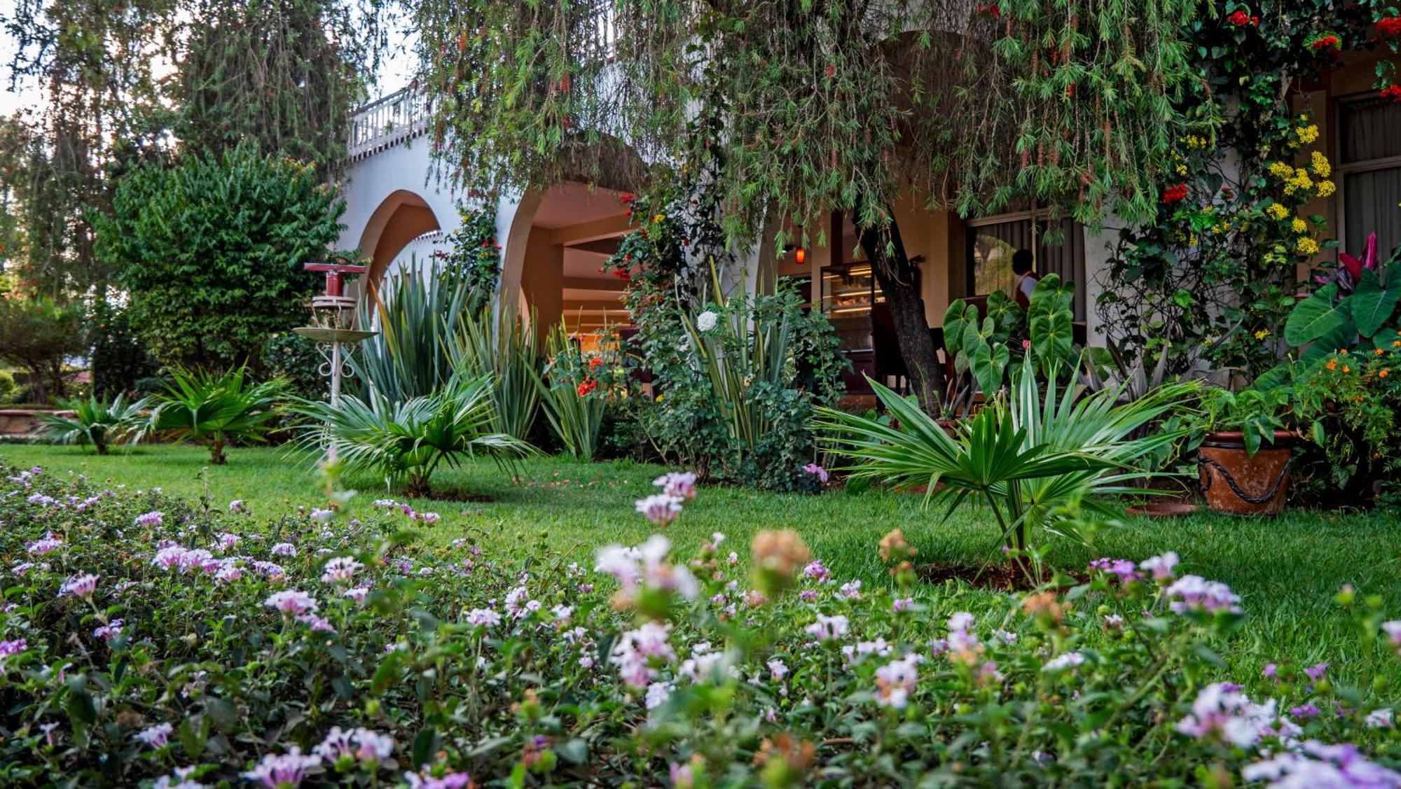 Sirikwa Hotel Eldoret Esterno foto
