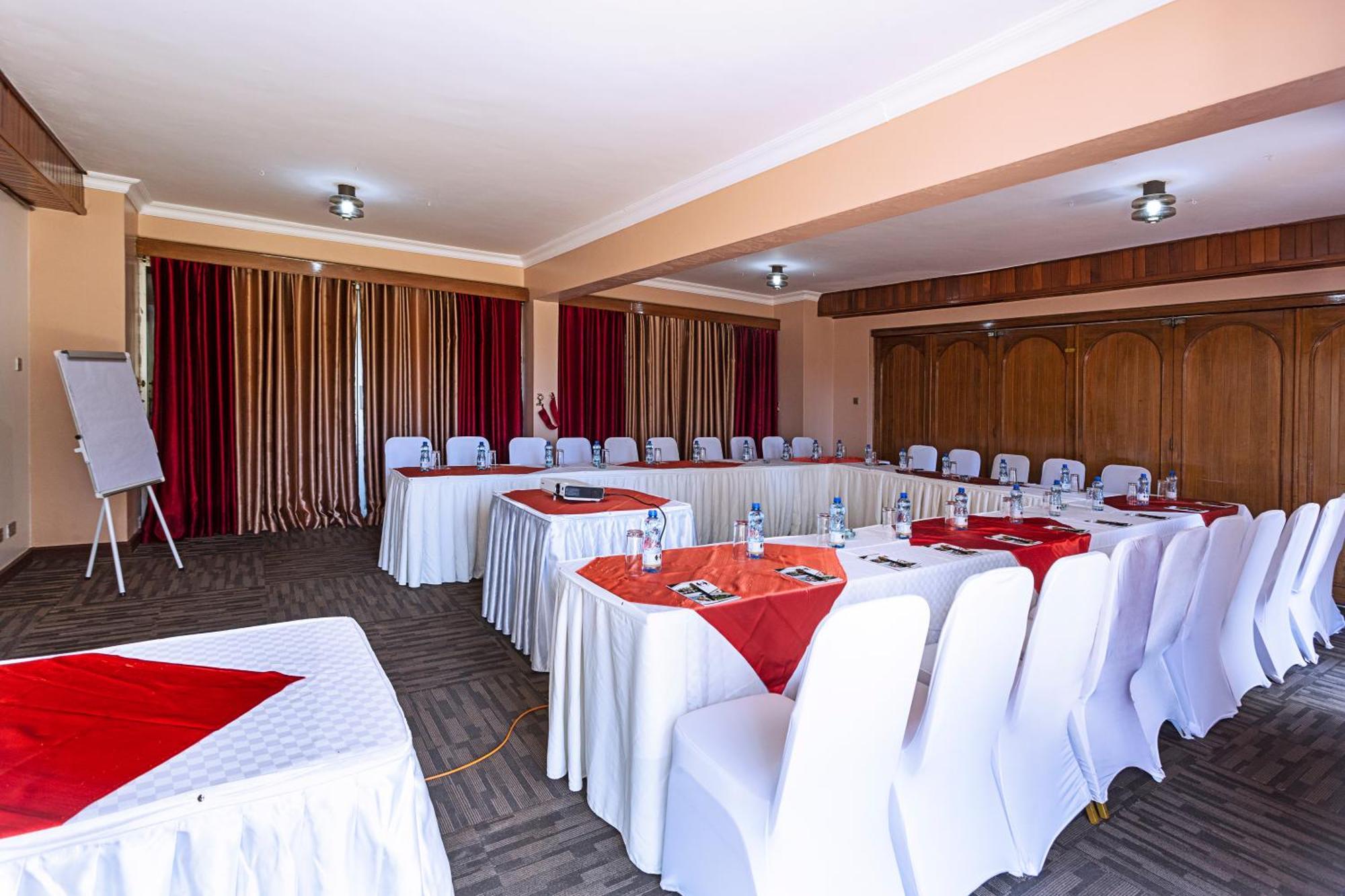 Sirikwa Hotel Eldoret Esterno foto